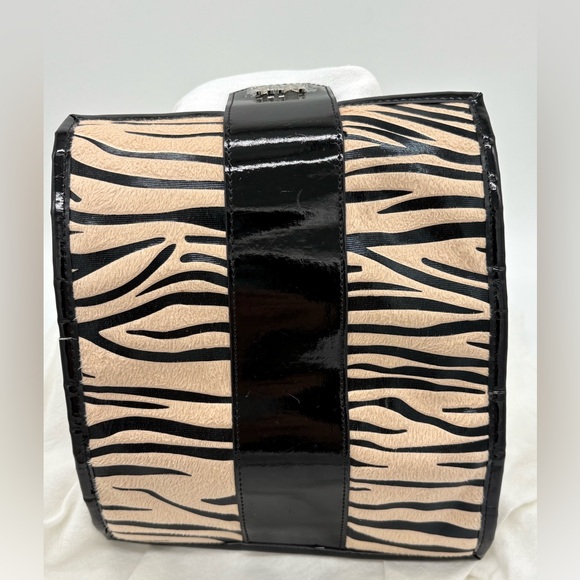 Mary Kay Jewelry Holder - Picture 3 of 12